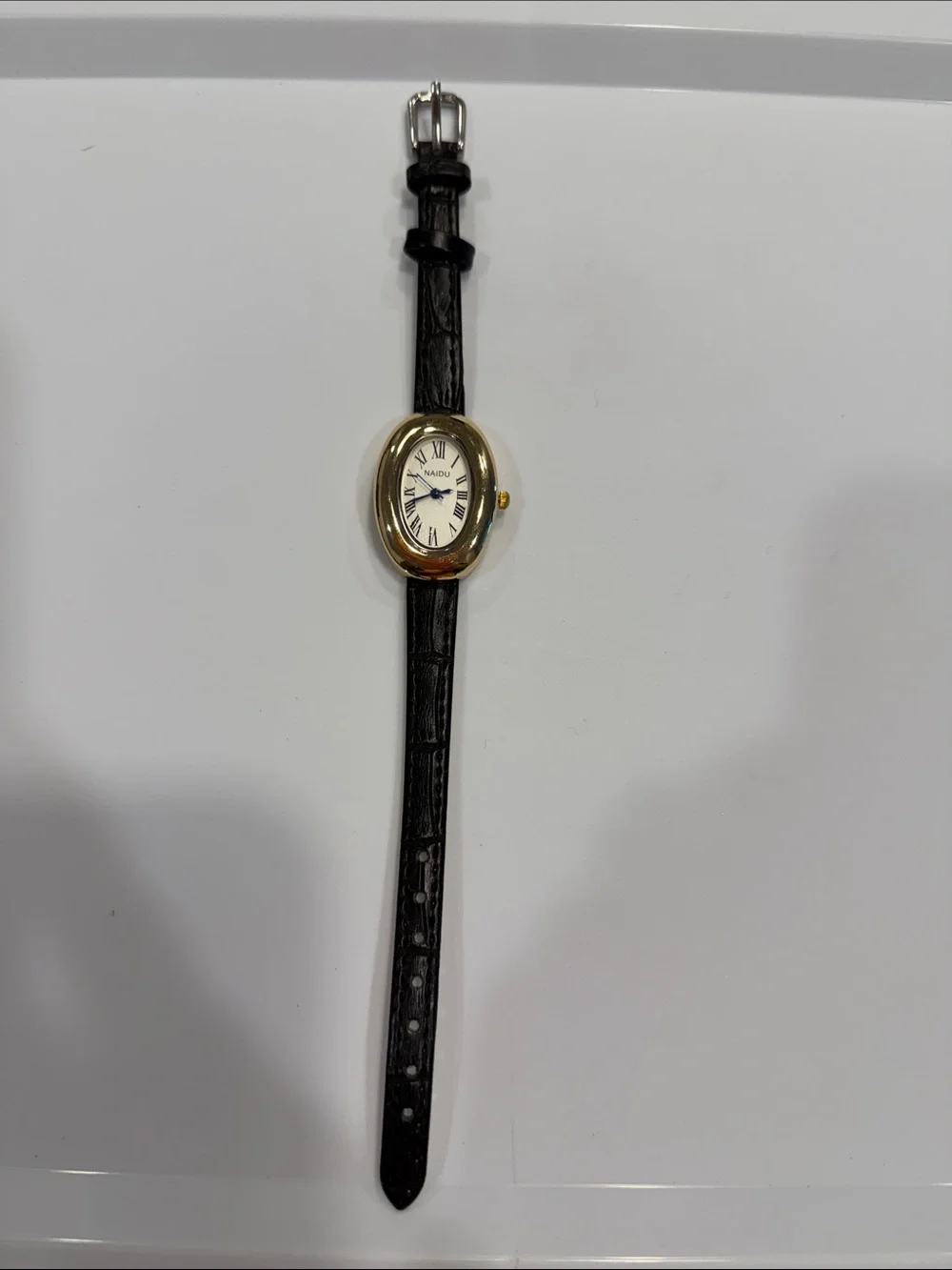 Petite watch that still works great